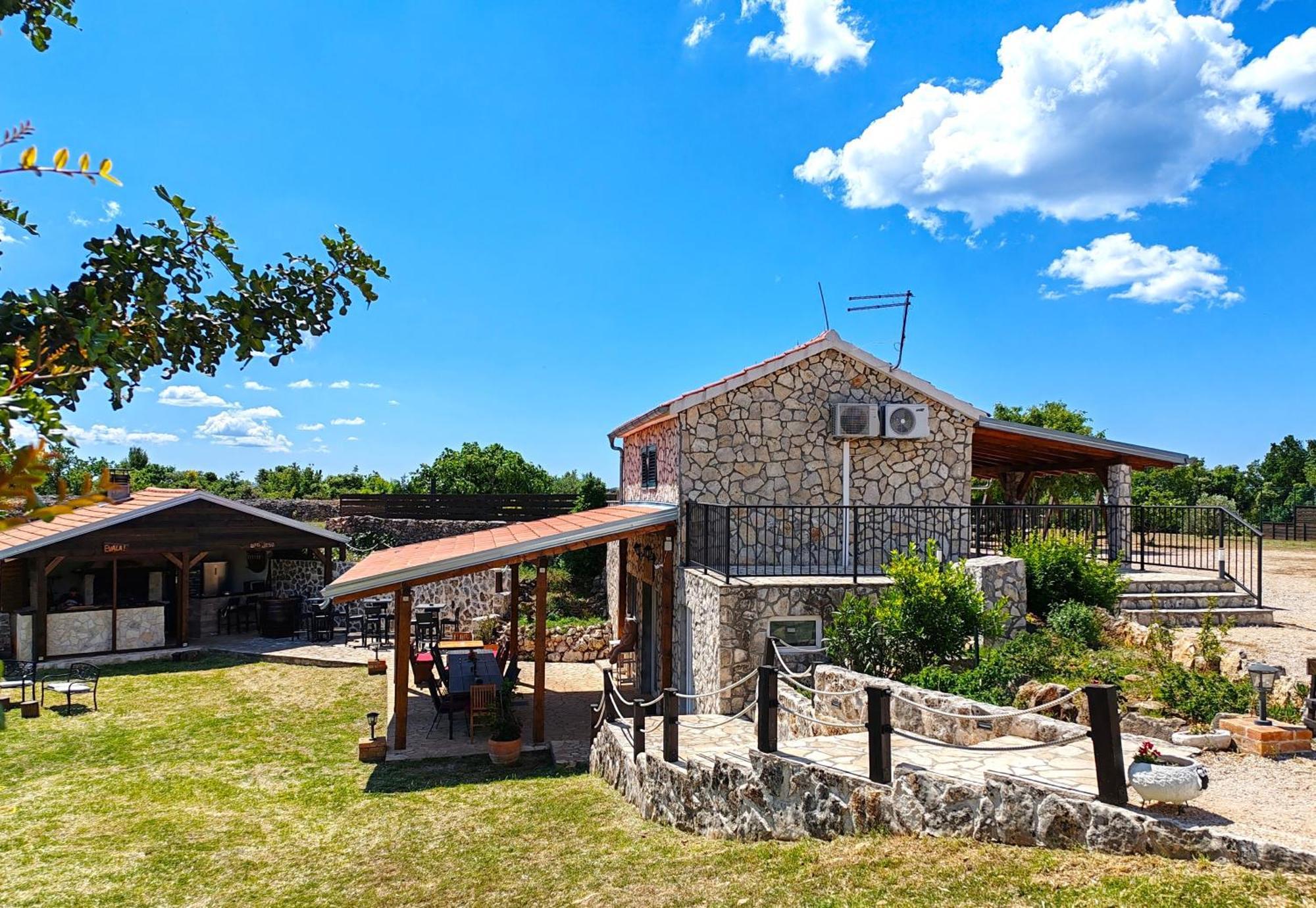 Holiday Home Juli With Jacuzzi Sibenik Exterior photo